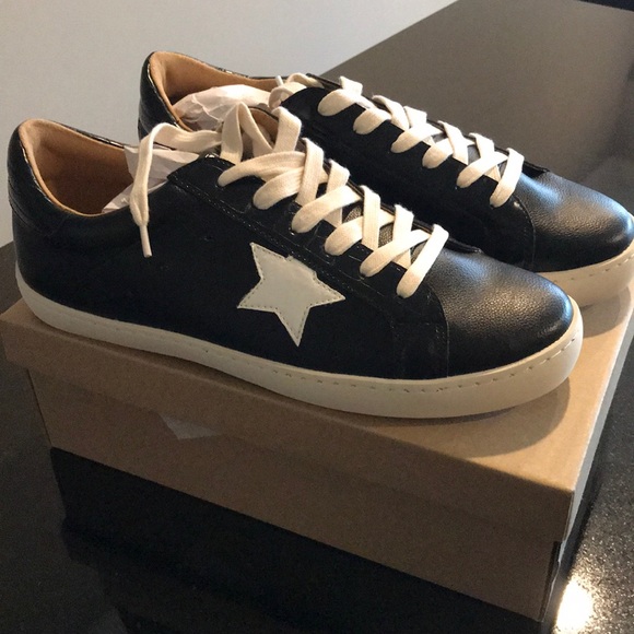 Sneakers - Picture 1 of 3